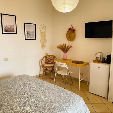 L'albero Di Melograno Bed & Breakfast *