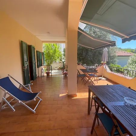 L'albero Di Melograno Nocleg ze śniadaniem